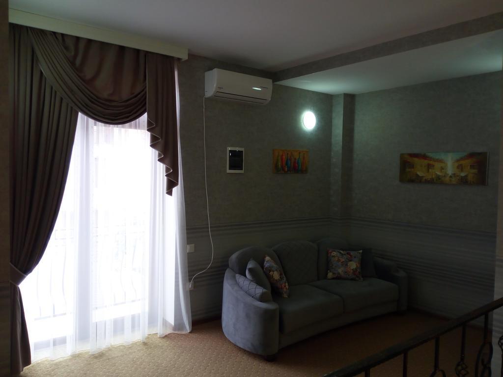 Hotel Salmer Tbilisi Exterior foto